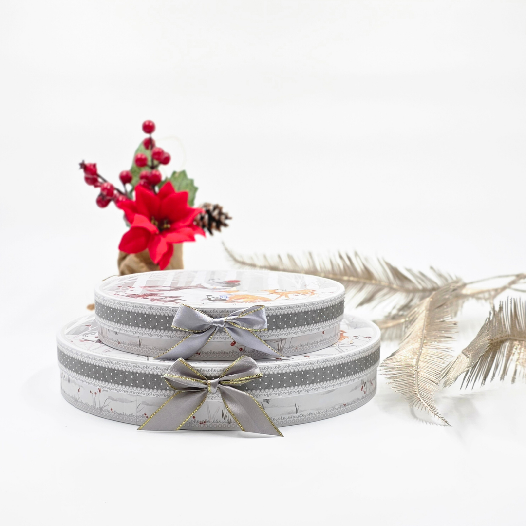 coffrets assiettes decor hivernal gris avec rubans majorelle