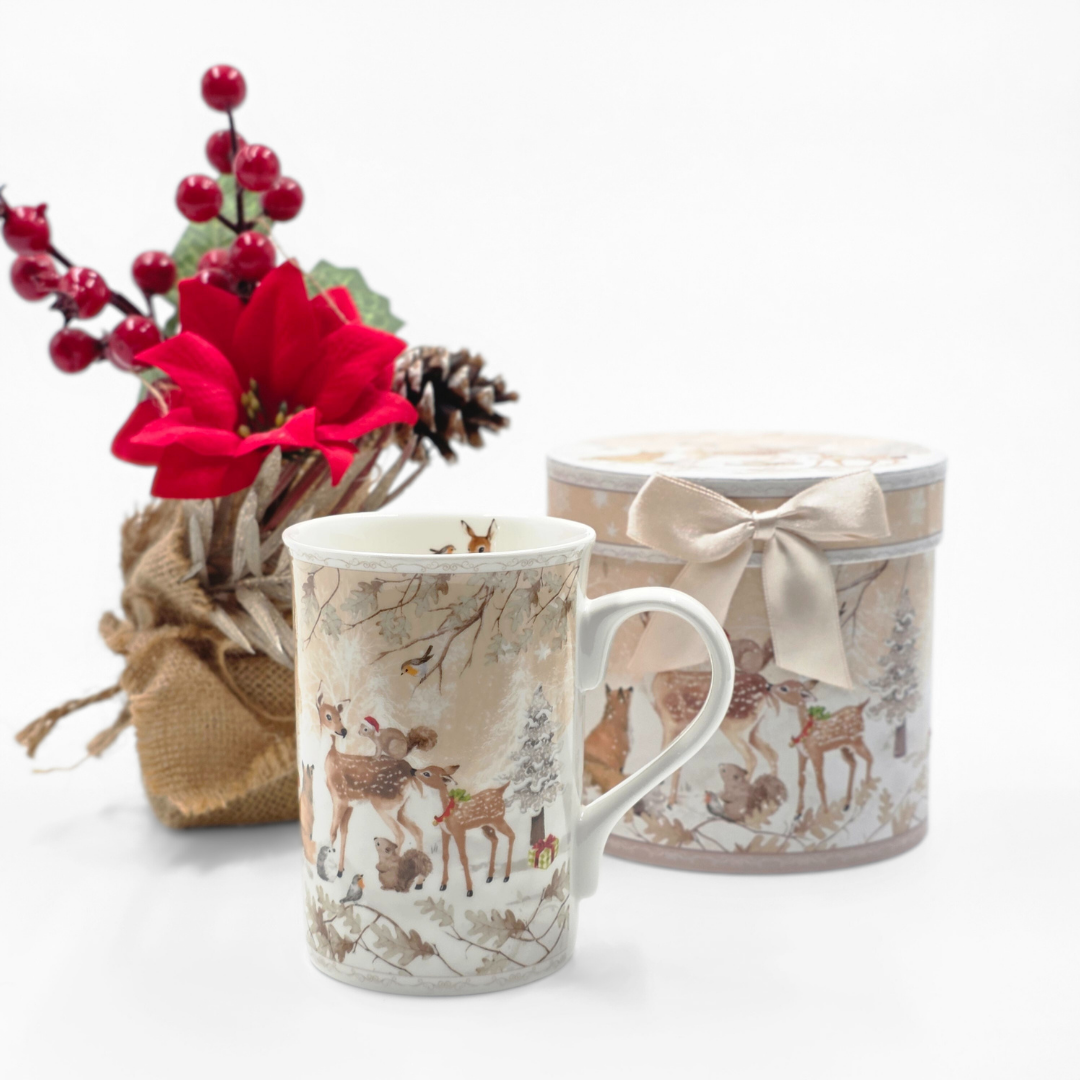 Mug hiver motif faon avec decor de foret et coffret cadeau beige Majorelle