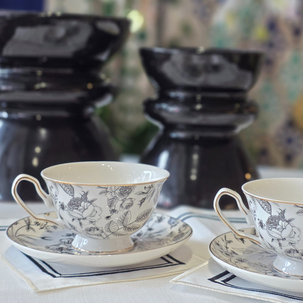 tasses porcelaine noires motif floral elegance set deux tasses